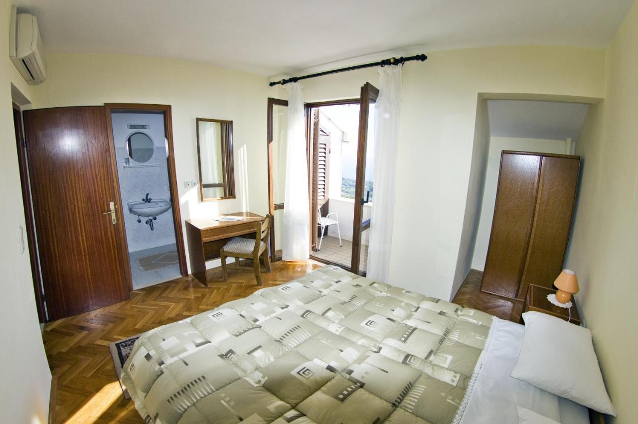 Guesthouse Moretic Orasac Εξωτερικό φωτογραφία